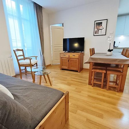 L'Eterlou, T3, Centre Luchon, Wifi, Casier A Skis, Ascenseur, 6 Personnes Bagneres-de-Luchon Экстерьер фото