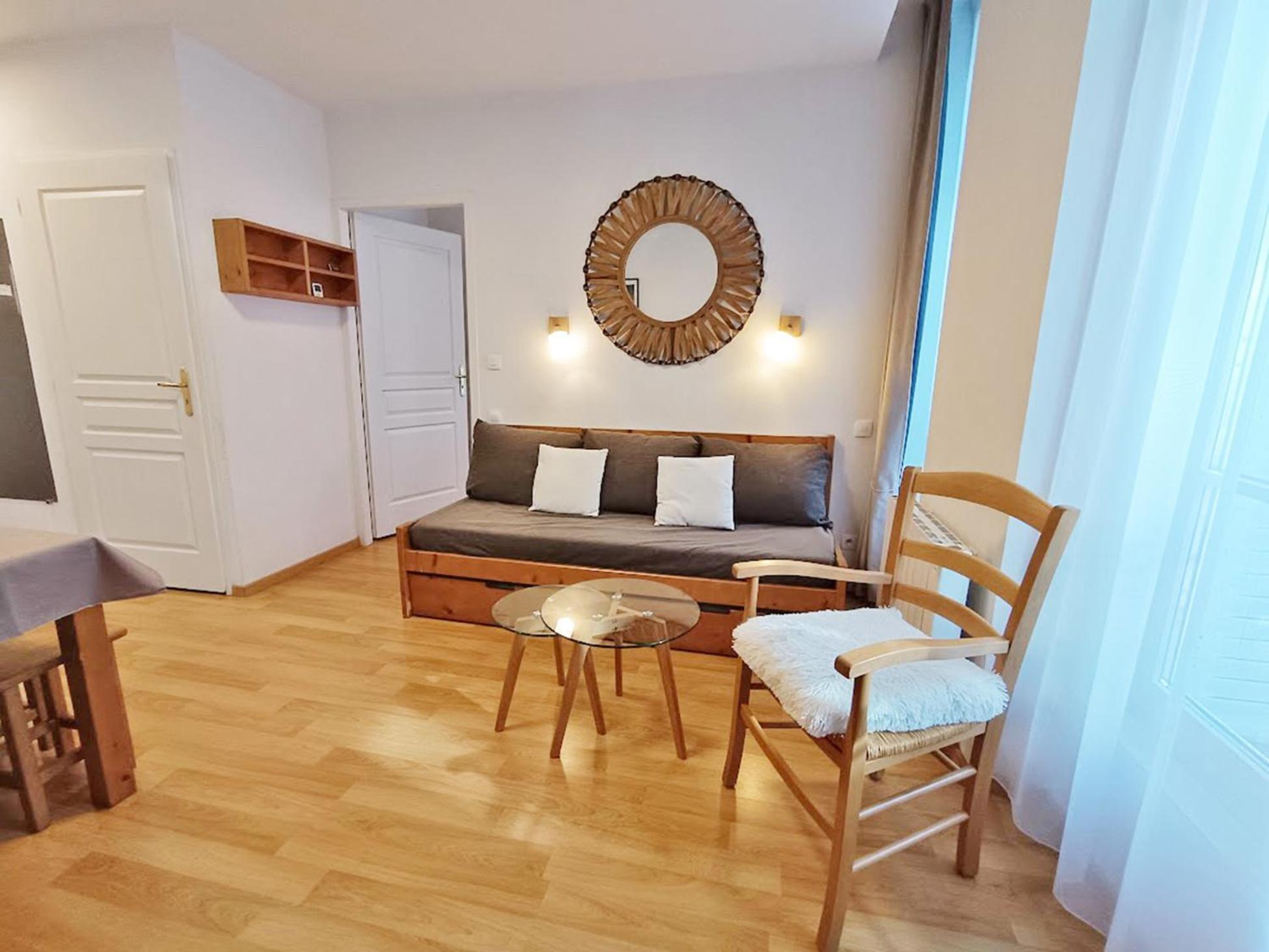 L'Eterlou, T3, Centre Luchon, Wifi, Casier A Skis, Ascenseur, 6 Personnes Bagneres-de-Luchon Экстерьер фото